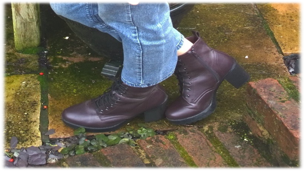 New Look Burgundy Chunky Heeled Boots