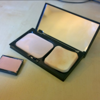 Camouflage Makeup / Vichy V Monu*