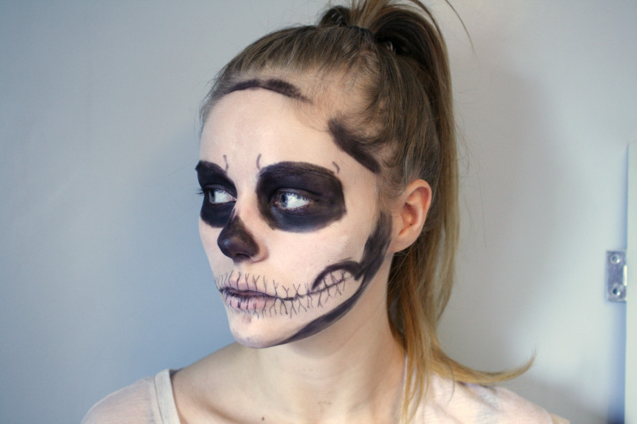 Easy skeleton makeup tutorial