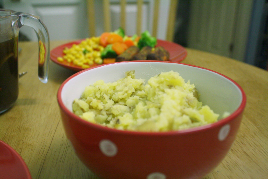 Rustic garlic rosemary mashed potato