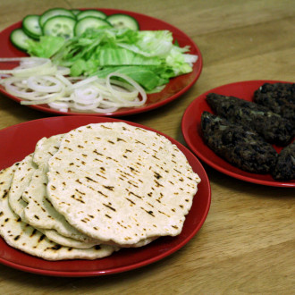 Blackbean Burgers & Homemade Flatbread
