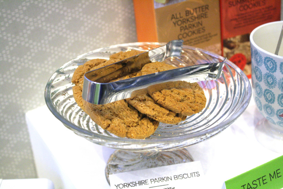 Yorkshire parkin biscuits M&S