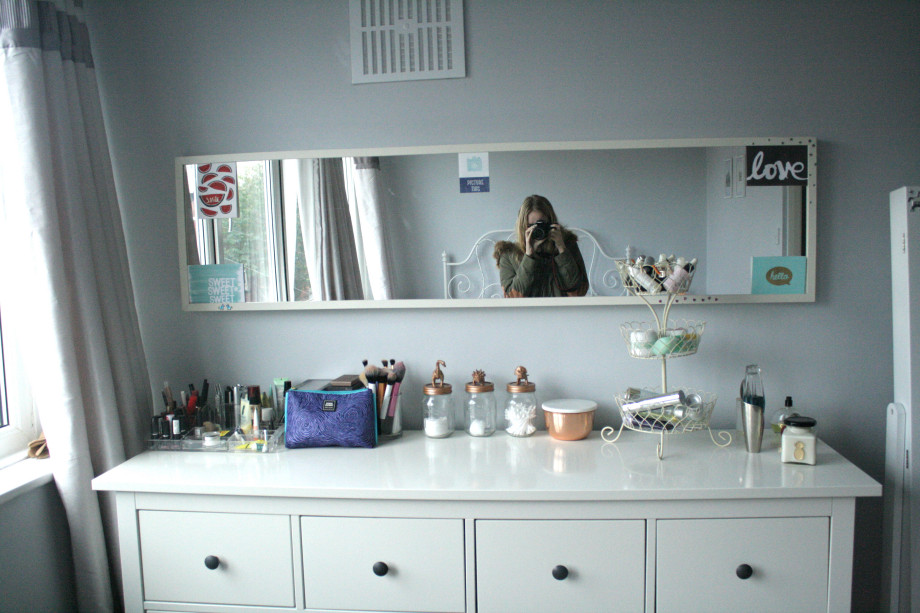 Makeup Station 2